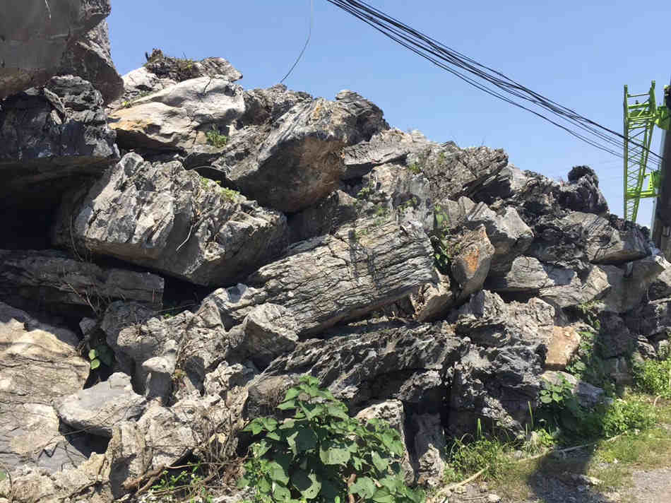 英石假山工程 英石原石厂家 广东英石原产地  英石假山制作  小型园林景观石  草坪点缀、假山制作