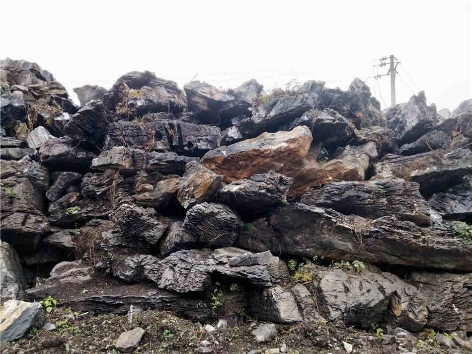 吨位英石批发基地 天然英石厂家直销 广东英石原产地  天然大英石  大型园林景观石  草坪点缀、假山制作