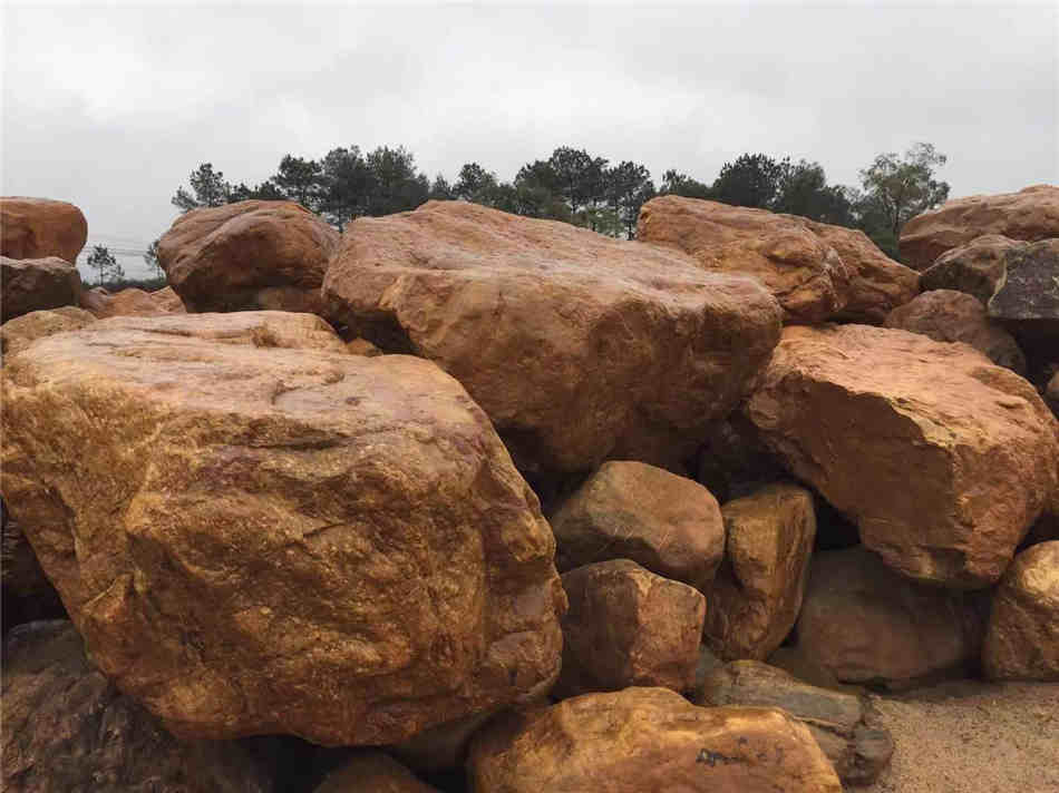 广东大型黄蜡石批发基地 天然黄蜡石厂家大量现货供应  大型吨位黄蜡石  组合假山、草坪点缀  假山制作庭院装饰