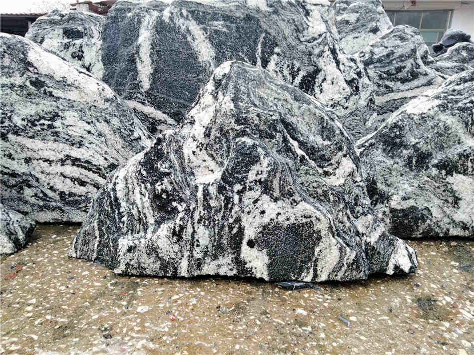 广东大型雪浪石定制切片石加工基地雪浪石原产地  切片雪浪石  组合假山、草坪点缀  假山制作庭院装饰