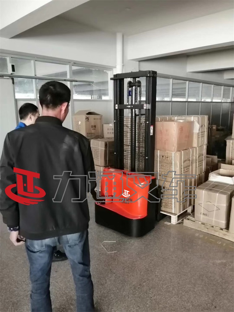 叉车生产厂，来杭州力通叉车厂家直销  叉车厂家价格  金华叉车生产厂  诸暨哪里有卖叉车