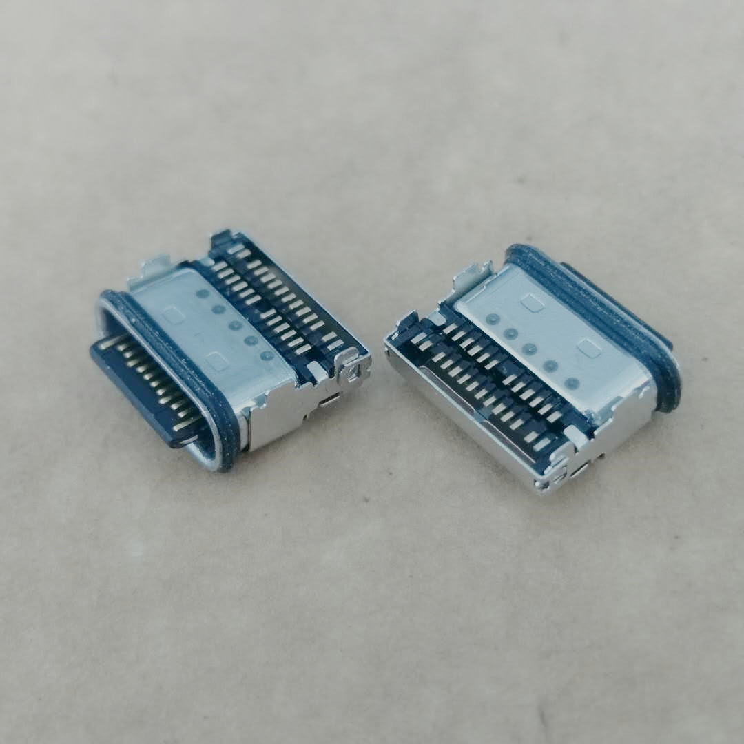 双外壳TYPE-C防水母座 26PIN 板上四脚插板 双排贴