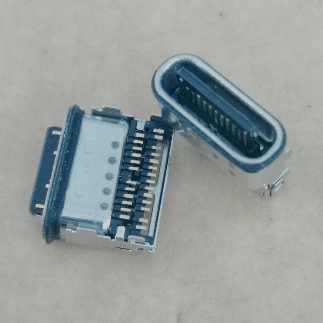 双外壳TYPE-C防水母座 26PIN 板上四脚插板 双排贴