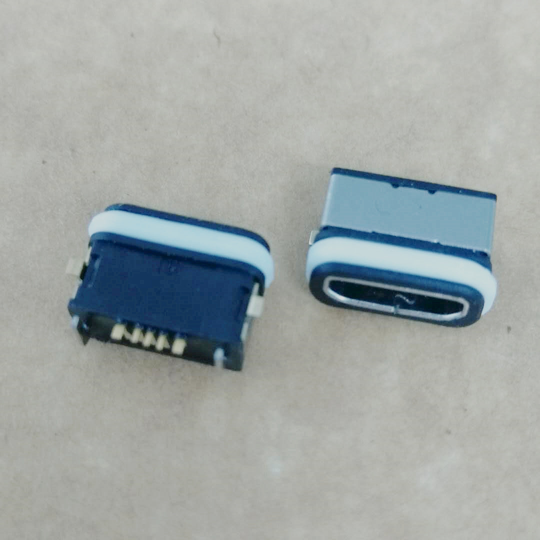 MICRO USB B型防水母座 板上型 前贴后插 带防水胶