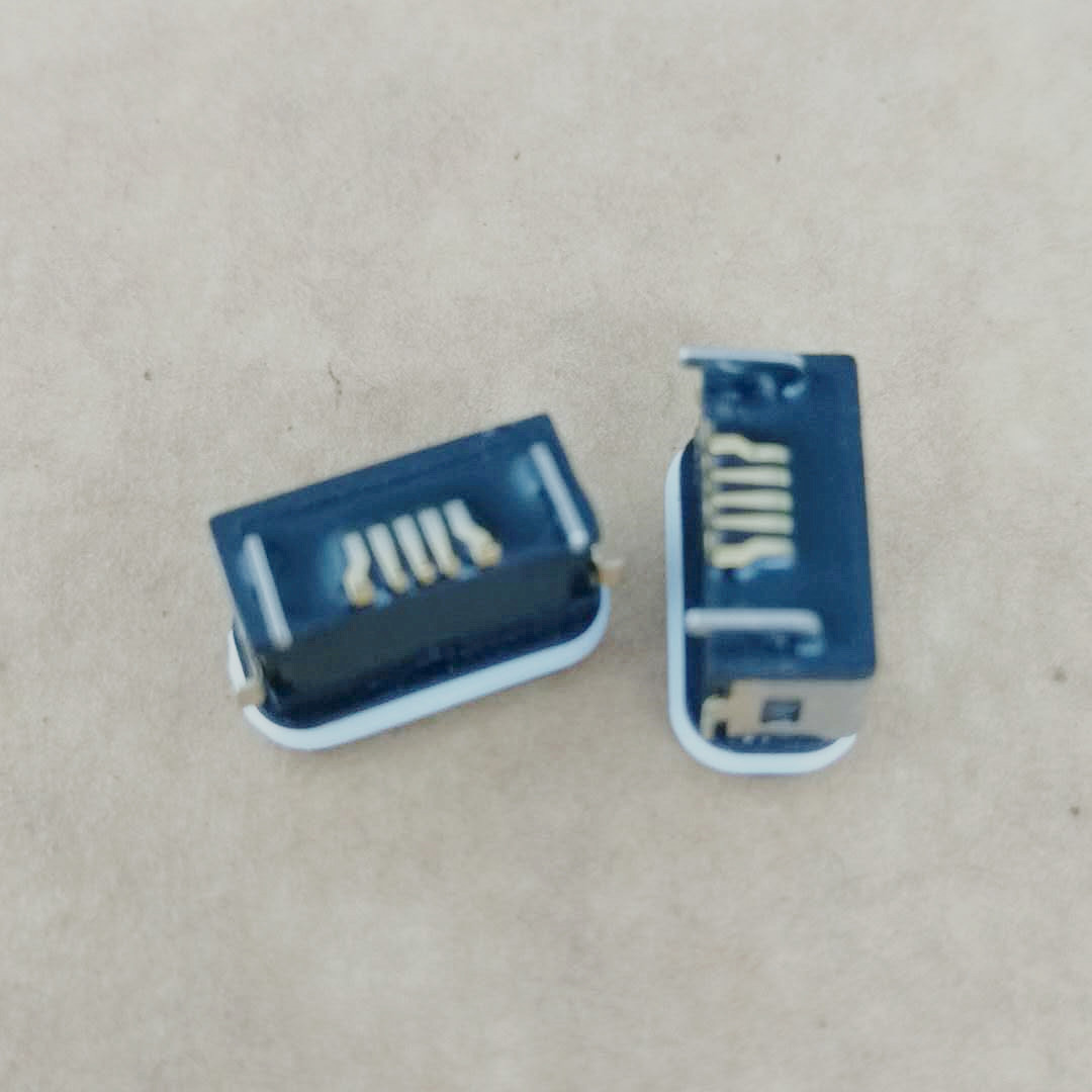 MICRO USB B型防水母座 板上型 前贴后插 带防水胶