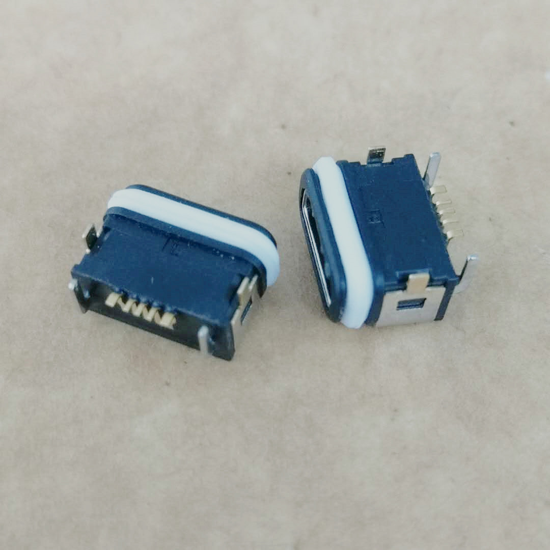 防水MICRO 5P-B型母座 板上四脚插板 过3A电流 带  防水Micro  5B型母座  防水us