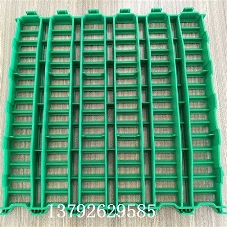 供应万兴畜牧羊舍用羊塑料漏粪板 规格1000mm×500mm  羊地板  养羊塑料漏粪板