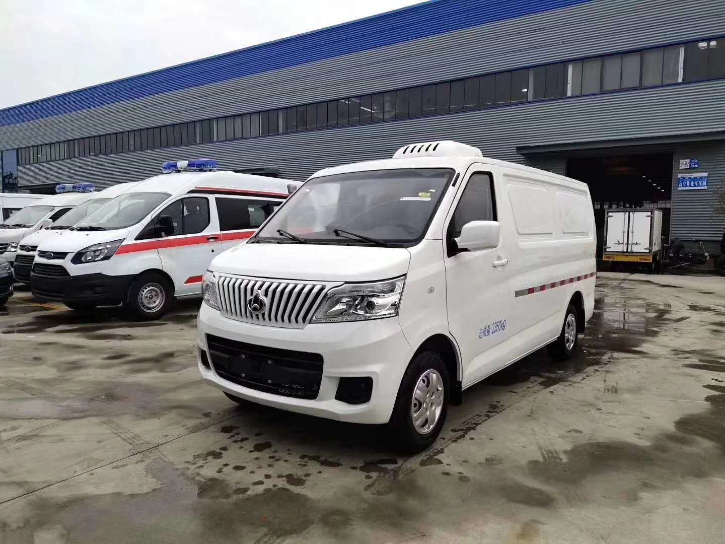 长安睿行Ｍ８０面包冷藏车