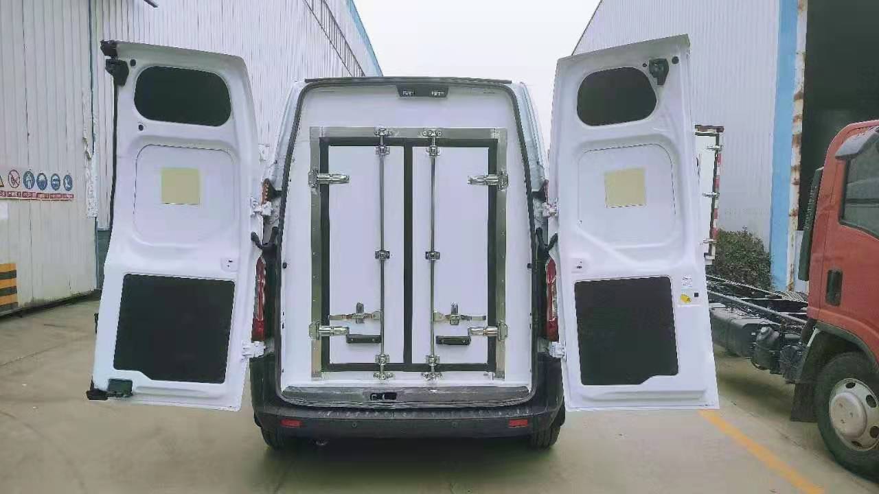 新全顺??263V??轻客冷藏车
