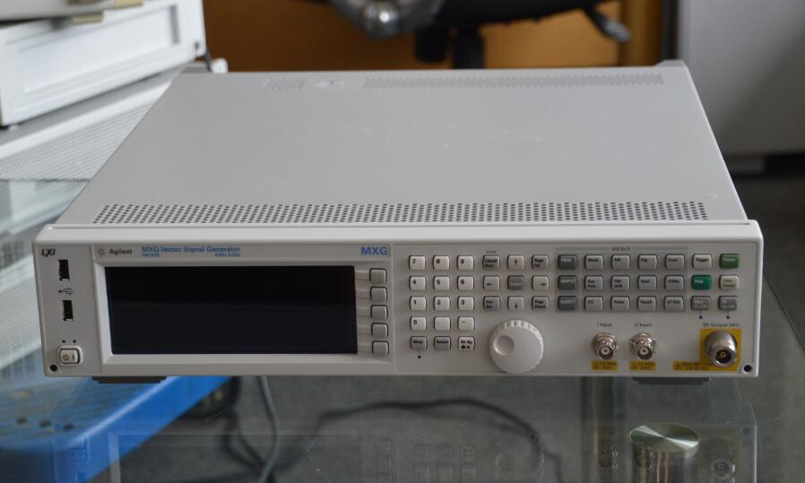 安捷伦N5182B MXG X 系列射频矢量信号发生器  出售N5182B