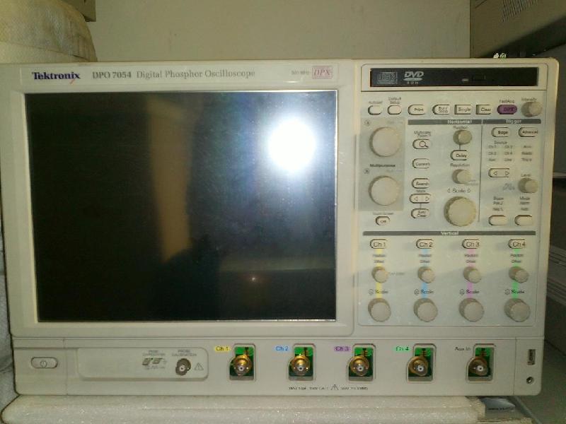泰克/Tektronix DPO7054型数字荧光示波器  出售 DPO7054