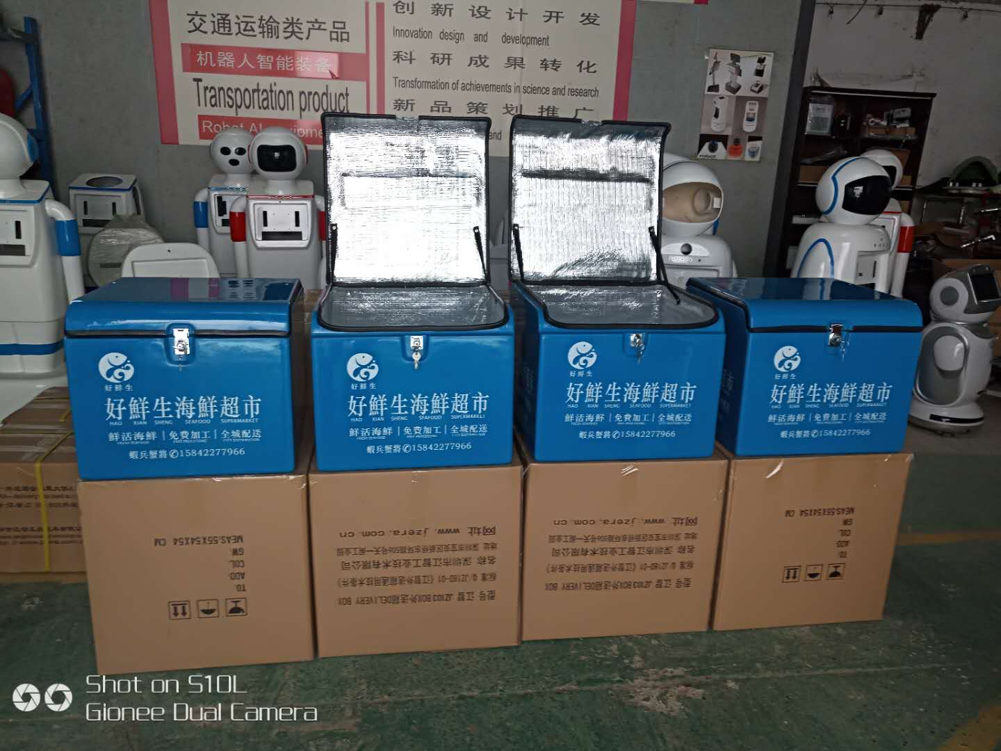 供应欧洲客户订购的高强度外卖箱配送箱送餐箱  外送箱  保温箱