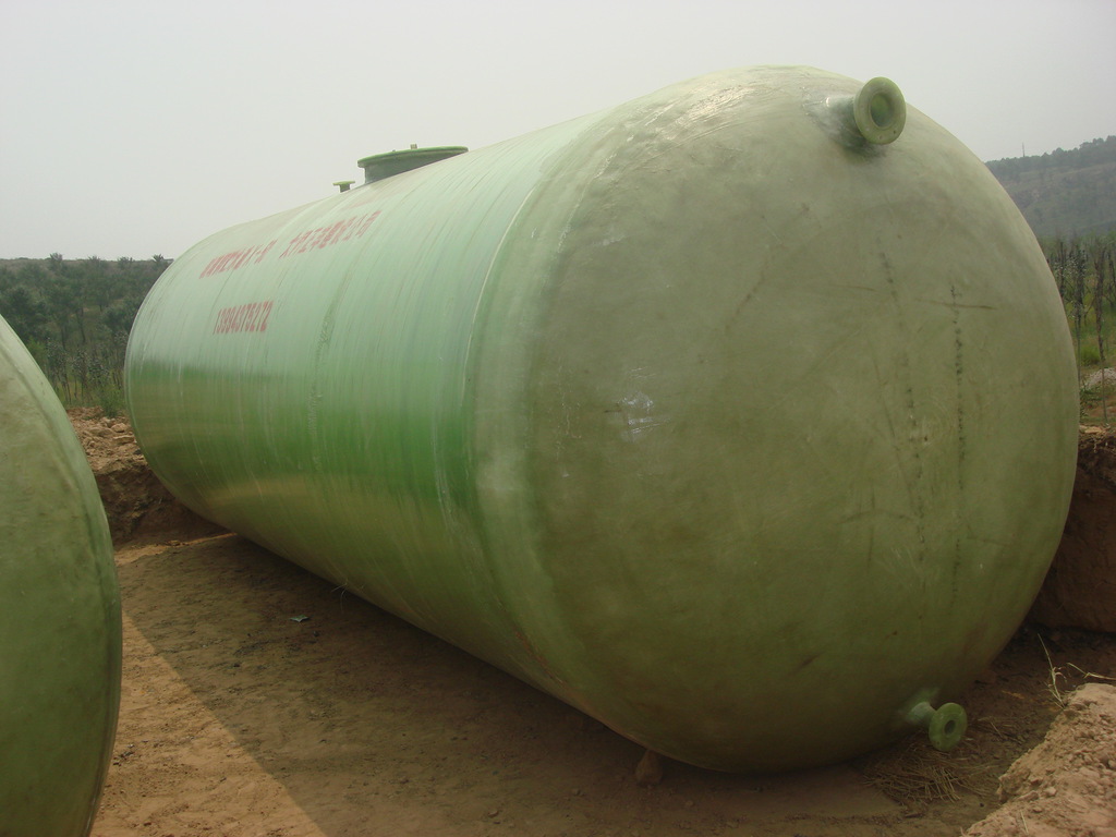 玻璃钢化粪池 河北100立方玻璃钢消防水罐生产厂商  北京玻璃钢化粪池