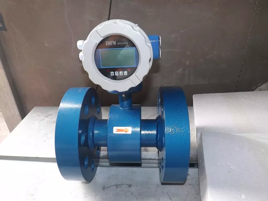 江苏电磁流量计 排水电磁流量计 医药流量计  牛奶流量计  污水流量计