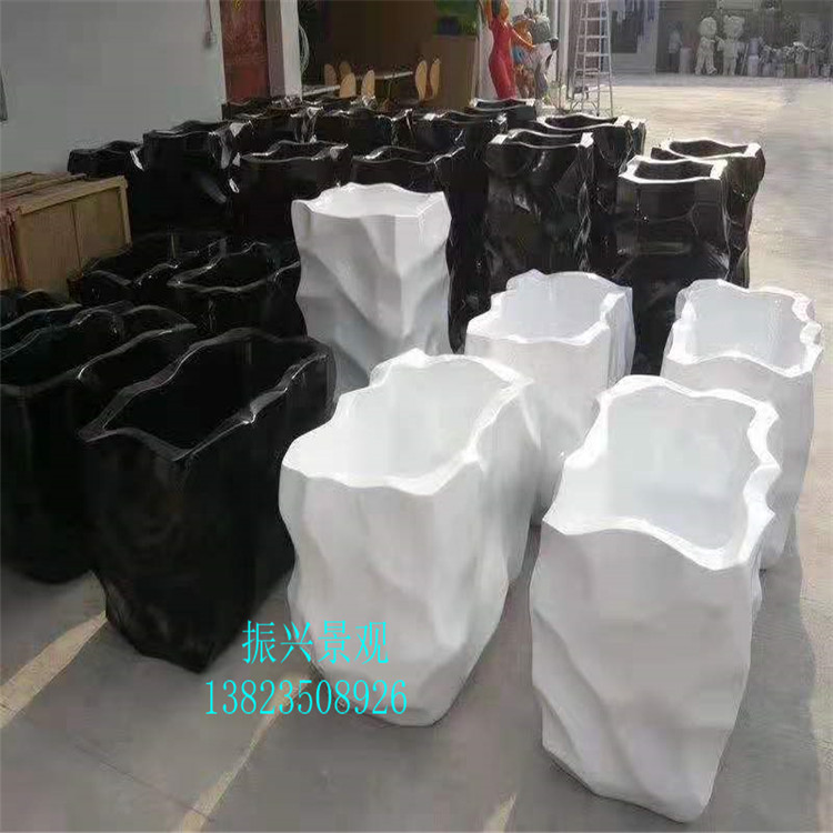 厂家批发广场种植大花盆、 渡假村玻璃钢艺术花箱定制  实木花箱  不锈钢花箱  防腐木花箱