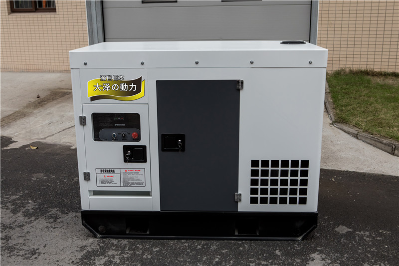 20kw柴油发电机TO22000ET  四缸柴油发电机  永磁柴油发电机  小型柴油发电机