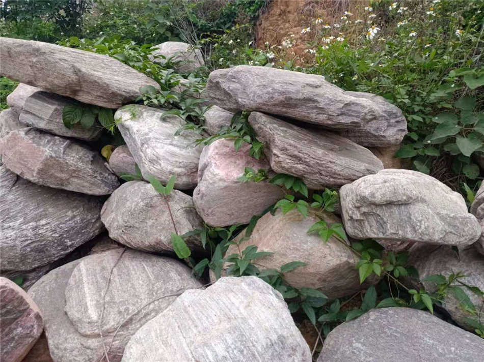 广东泰山石原产地 别墅庭院小假山制作石材厂家供应  泰山石厂家批发  大型园林景观石  草坪点缀、假山制作