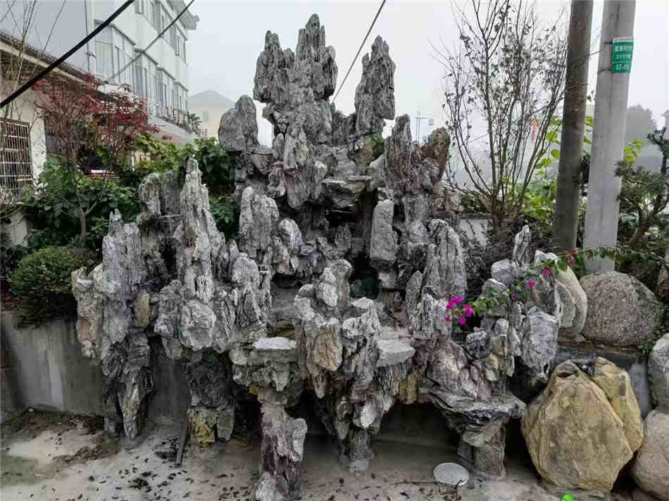 广东英石峰石假山石 园林小假山石原石厂家直销  英石峰石厂家  广东英石原产地  天然英石峰石