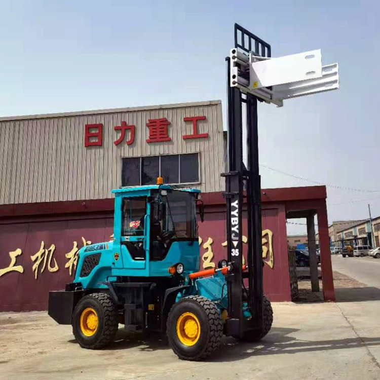 矮体越野叉车 3.5吨矮棚越野叉车四驱 可装软包夹和铲斗  越野叉车软包夹