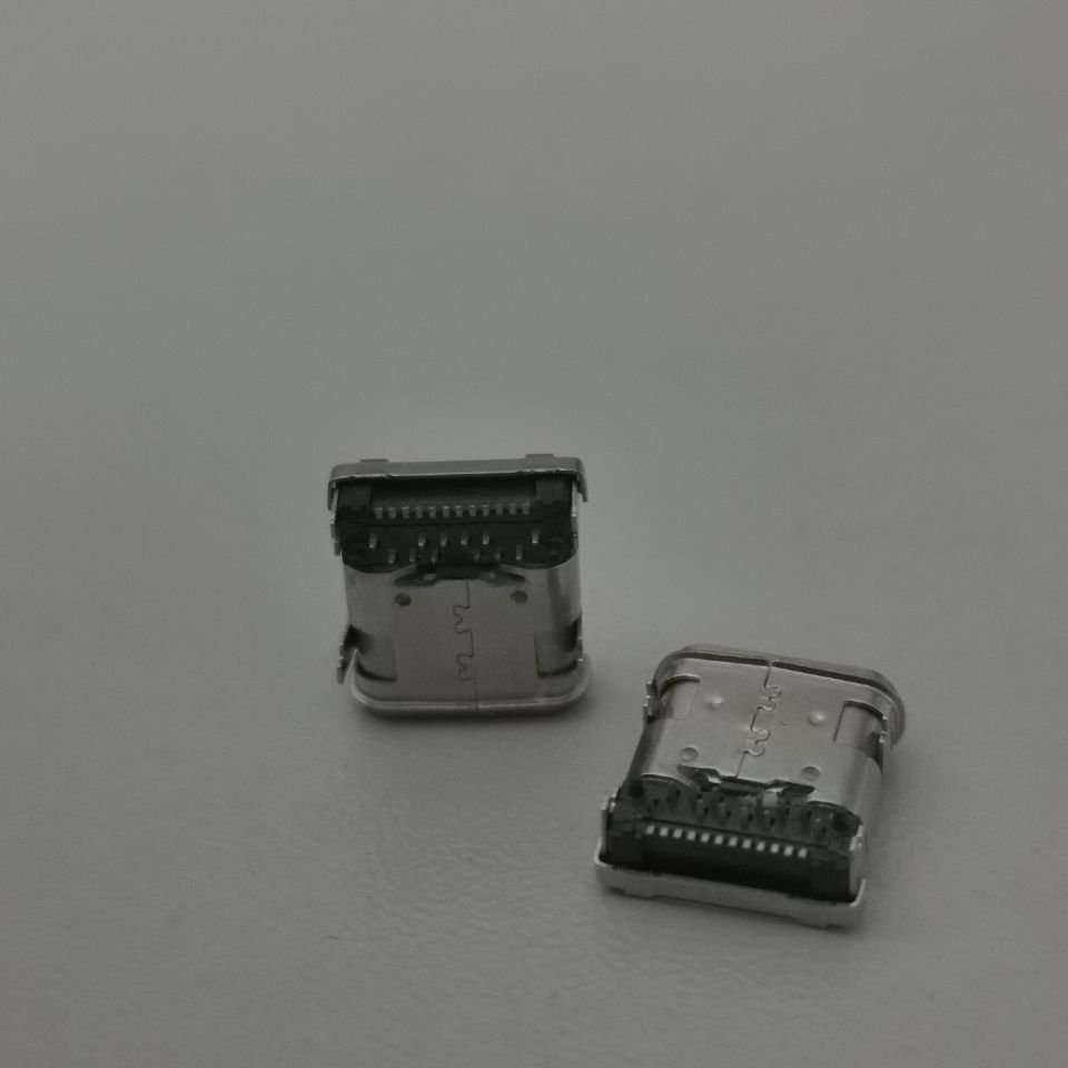 IP67等级防水TYPE-C母座3.1 USB  板上C型前插后贴  带防水胶圈