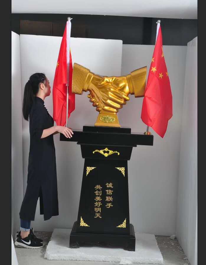 西安开业树脂礼品大鼎大花瓶厂家 陕西乔迁之喜开业摆件  西安锦旗仿古旗批发  陕西乔迁之喜摆件  乔迁礼品大鼎厂家