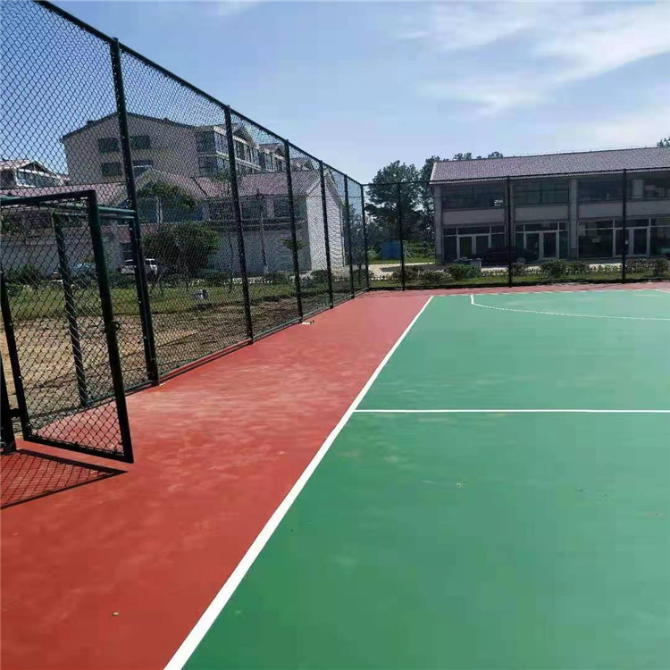 运动场围网 口字型足球场围网 框架体育场围栏网  体育场围网