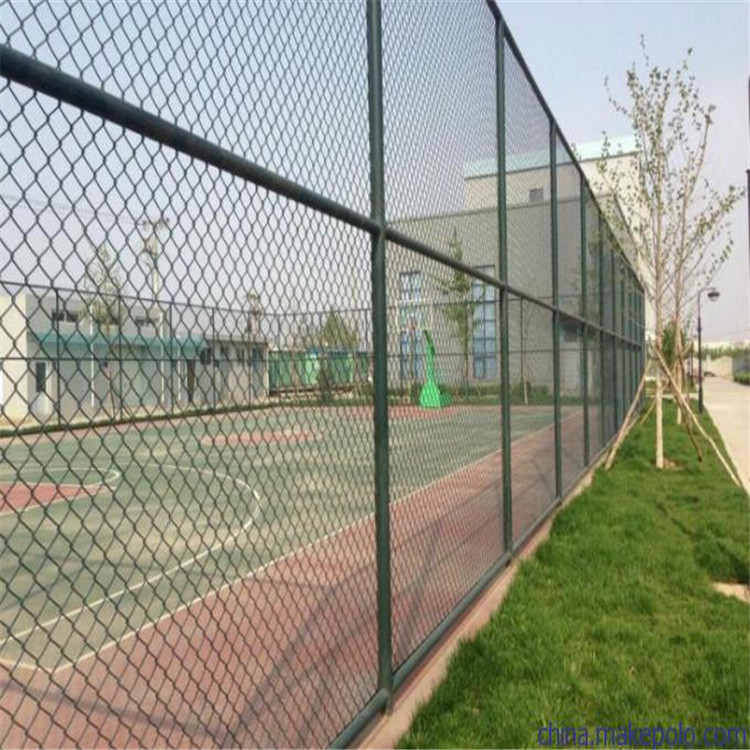 绿色足球场围网框架体育场围网厂学校体育场围网生产  绿色球场围网  篮球场围网厂家  框架球场围网生产厂家