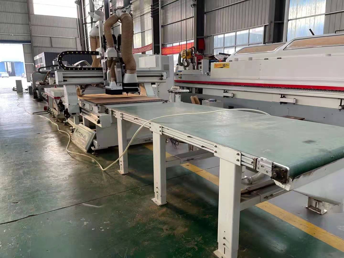 出售二手木工机械广东南兴NCG2512L数控开料机  二手南兴加工中心  二手加工中心