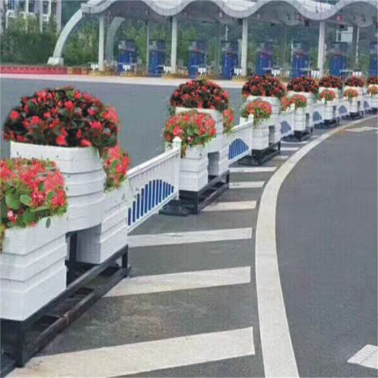 园林景观花箱、售楼中心木质花箱、户外道路隔离花箱  实木花箱  防腐木花箱  塑木花箱