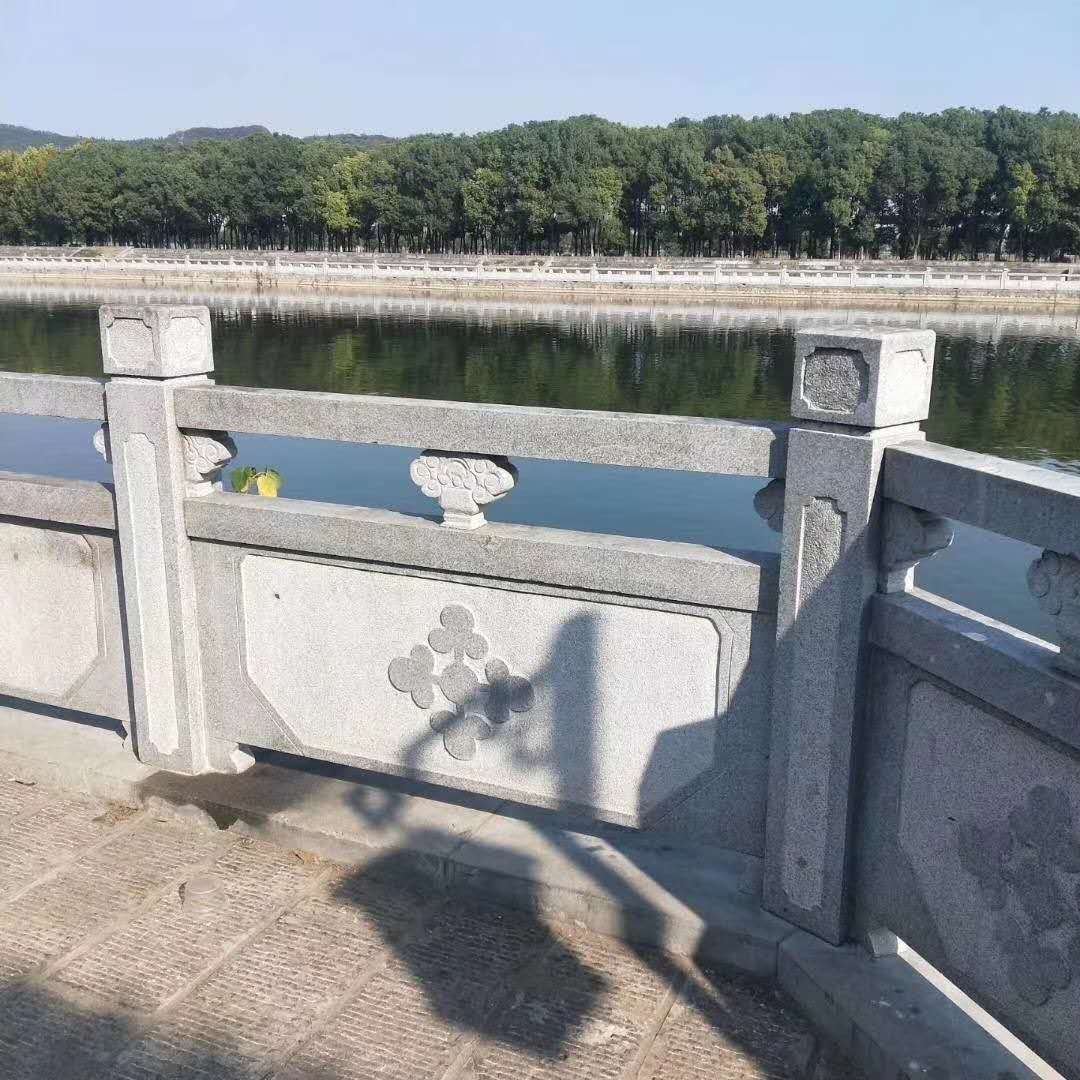 石栏杆 雕花石栏杆 河道栏杆 青石栏杆 石栏杆图片