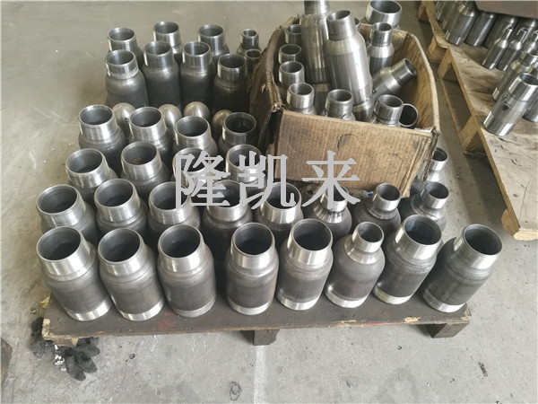 ACME-42CrMo油管变扣-进口趾端滑套上变扣接头  ACME变扣接头  ACME趾端滑套  ACME油管变扣