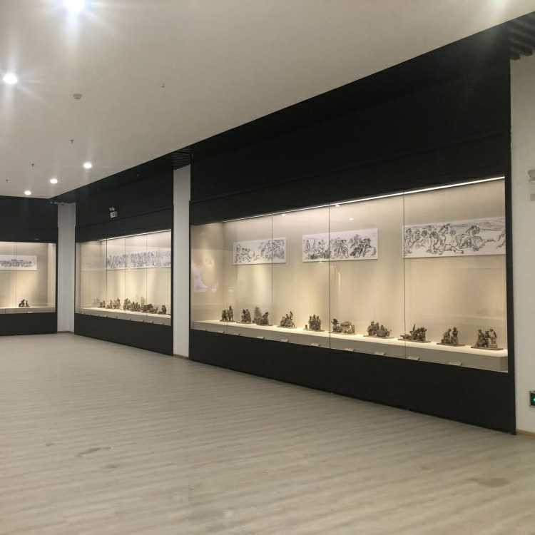纪念博物馆展柜厂家-湖南博物馆展柜制作设计-隆城展示  展柜设计
