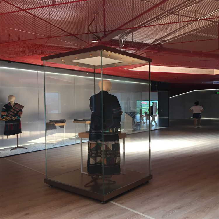大学校史馆展柜博物馆展柜低反射玻璃文物展柜设计定制
