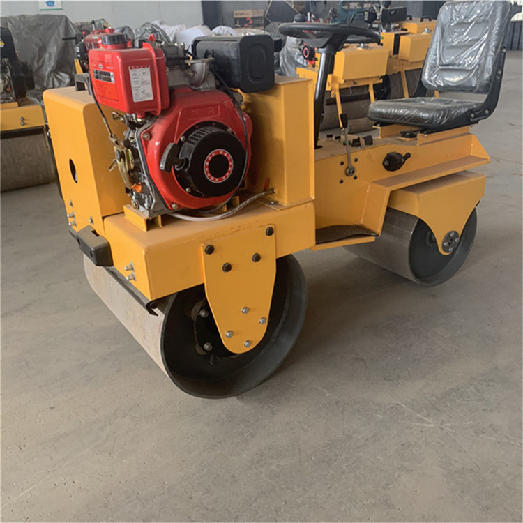 全液压座驾式压路机 双钢轮草坪压实机 3吨座驾式压路机  液压振动压路机  座驾式震动压路机  微型座驾震动压实机