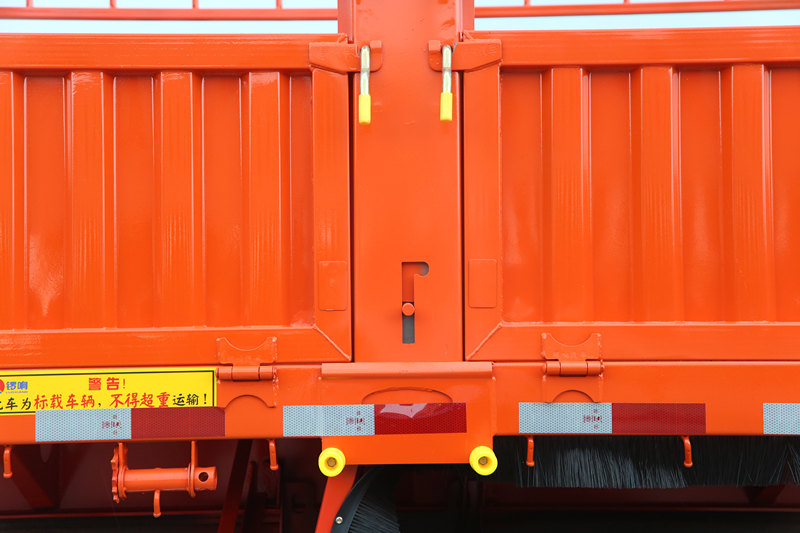 锣响9.6米载货车铝合金工具箱钢物流运输车