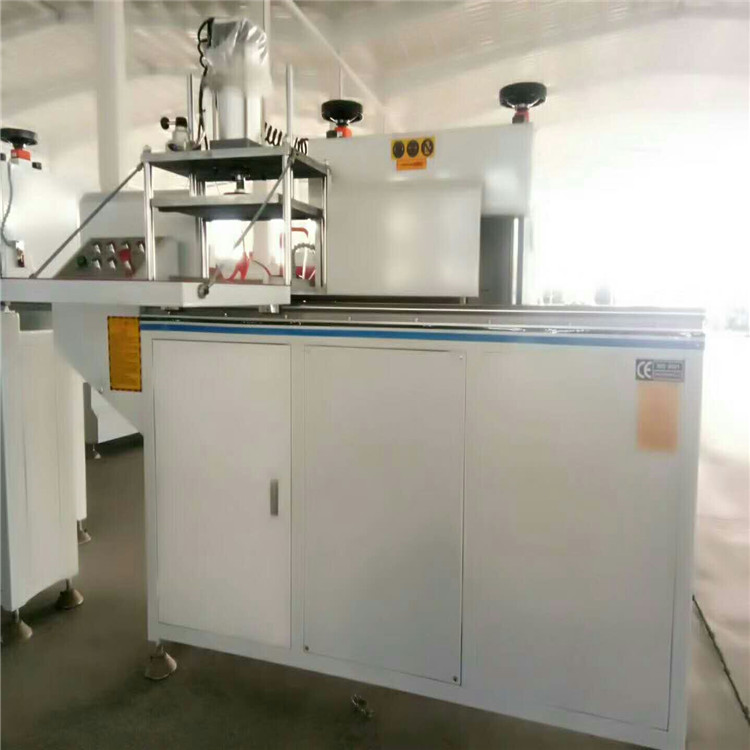 铝合金门窗加工设备有几种什么品牌好  门窗设备品牌  铝合金门窗加工机器  门窗设备有几种
