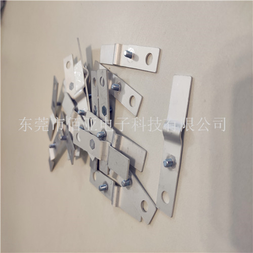 铝箔焊接加工定制 电气跨接软铝排 设备导电连接铝软连接&nbsp;&nbsp;铝箔软连接&nbsp;&nbsp;焊接铝箔加工
