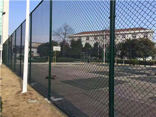 笼式足球场围网 浸塑体育场围网 框架篮球场围网