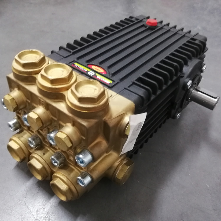 意大利进口INTERPUMP高压柱塞泵清洗机配套泵W2141&nbsp;&nbsp;高压泵&nbsp;&nbsp;进口泵