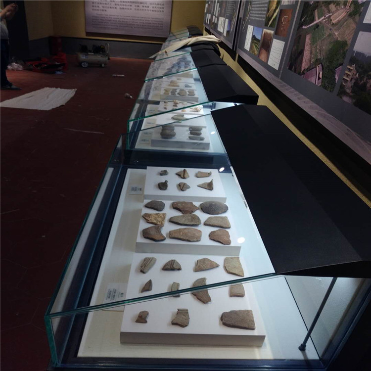 博物馆展示柜厂家博物馆展示柜文玩文物展柜款式新颖