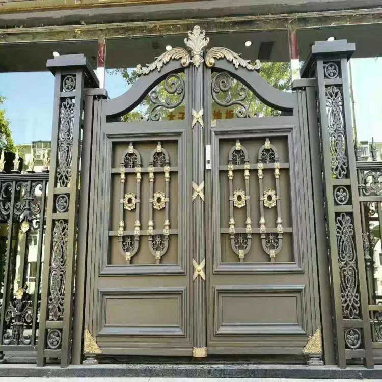 张家口沽源县室外阳台护栏围墙大门生产厂家  别墅大门  铝艺大门  别墅铝艺大门