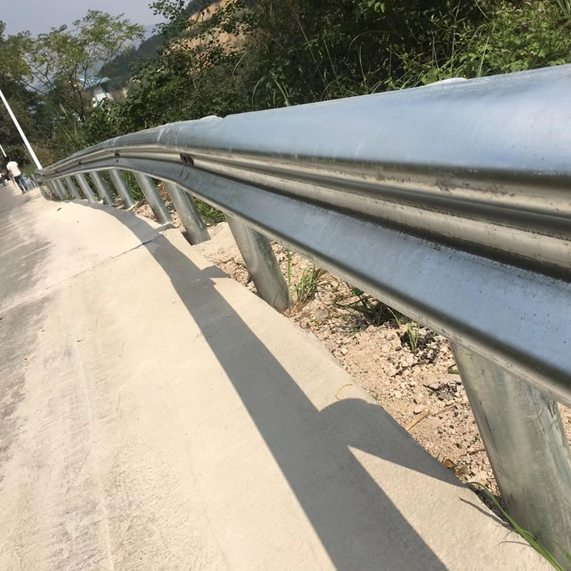 福清高速护栏厂家 定做高速公路热镀锌波形护栏