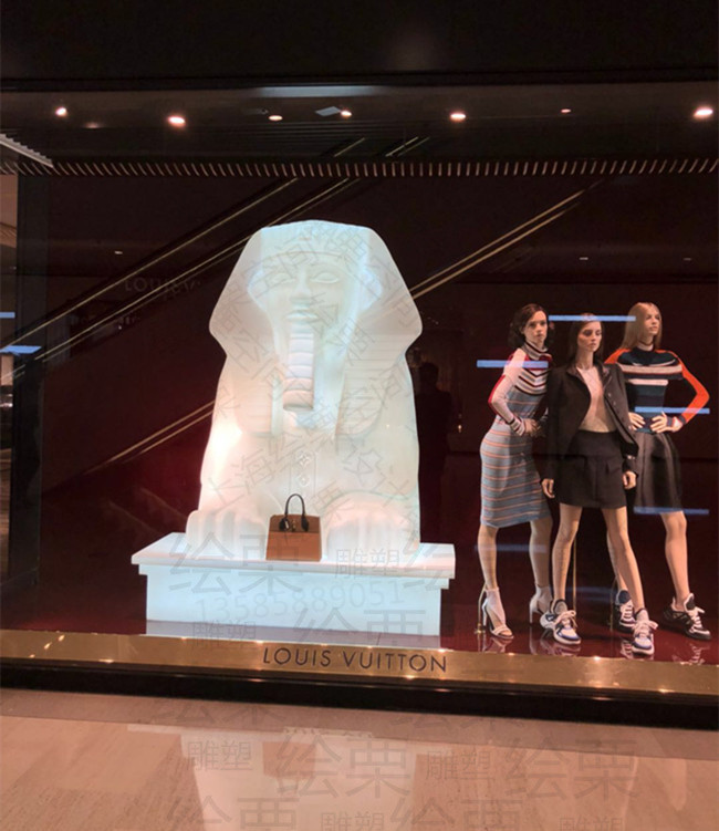 临沂商场橱窗展示 透光树脂人物雕塑艺术&nbsp;&nbsp;透光树脂雕塑