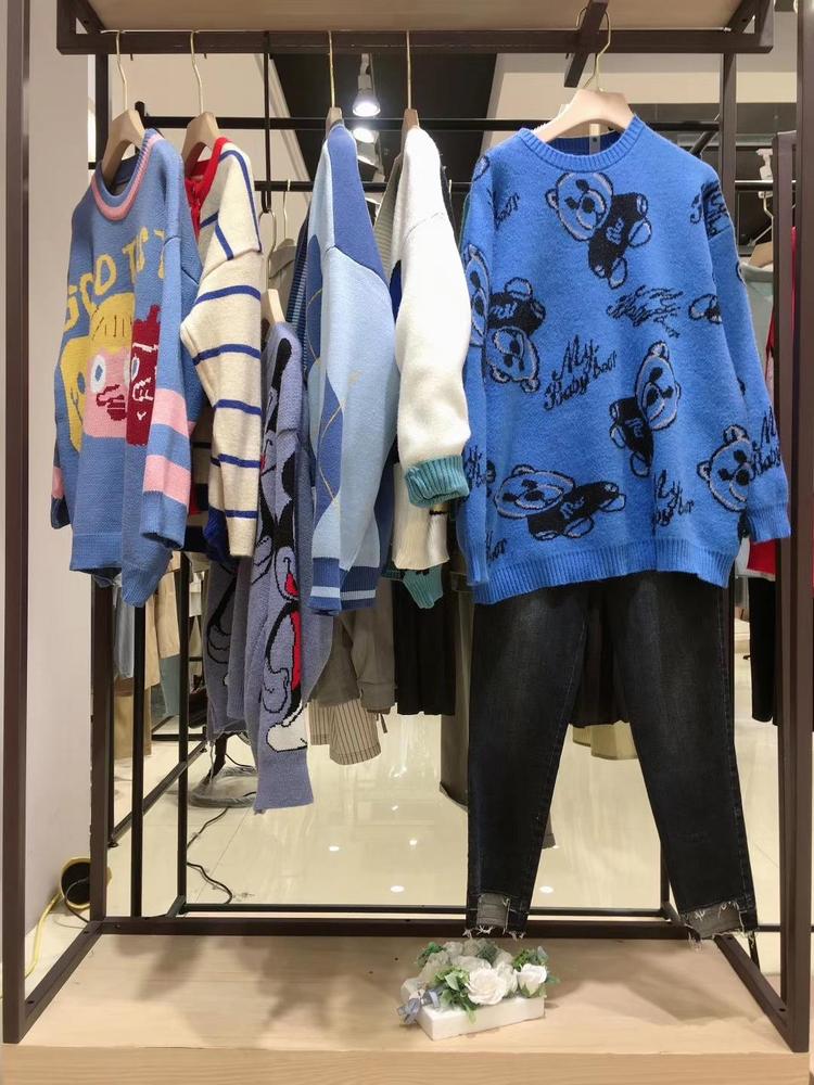 品牌小熊毛衣秋冬女装折扣尾货库存电商货源批发