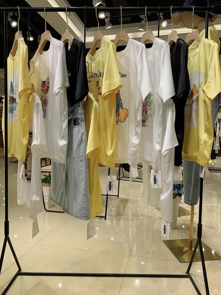 意大利高端品牌维拉玛?拉女装折扣走份尾货批发&nbsp;&nbsp;女装走份尾货&nbsp;&nbsp;女装批发