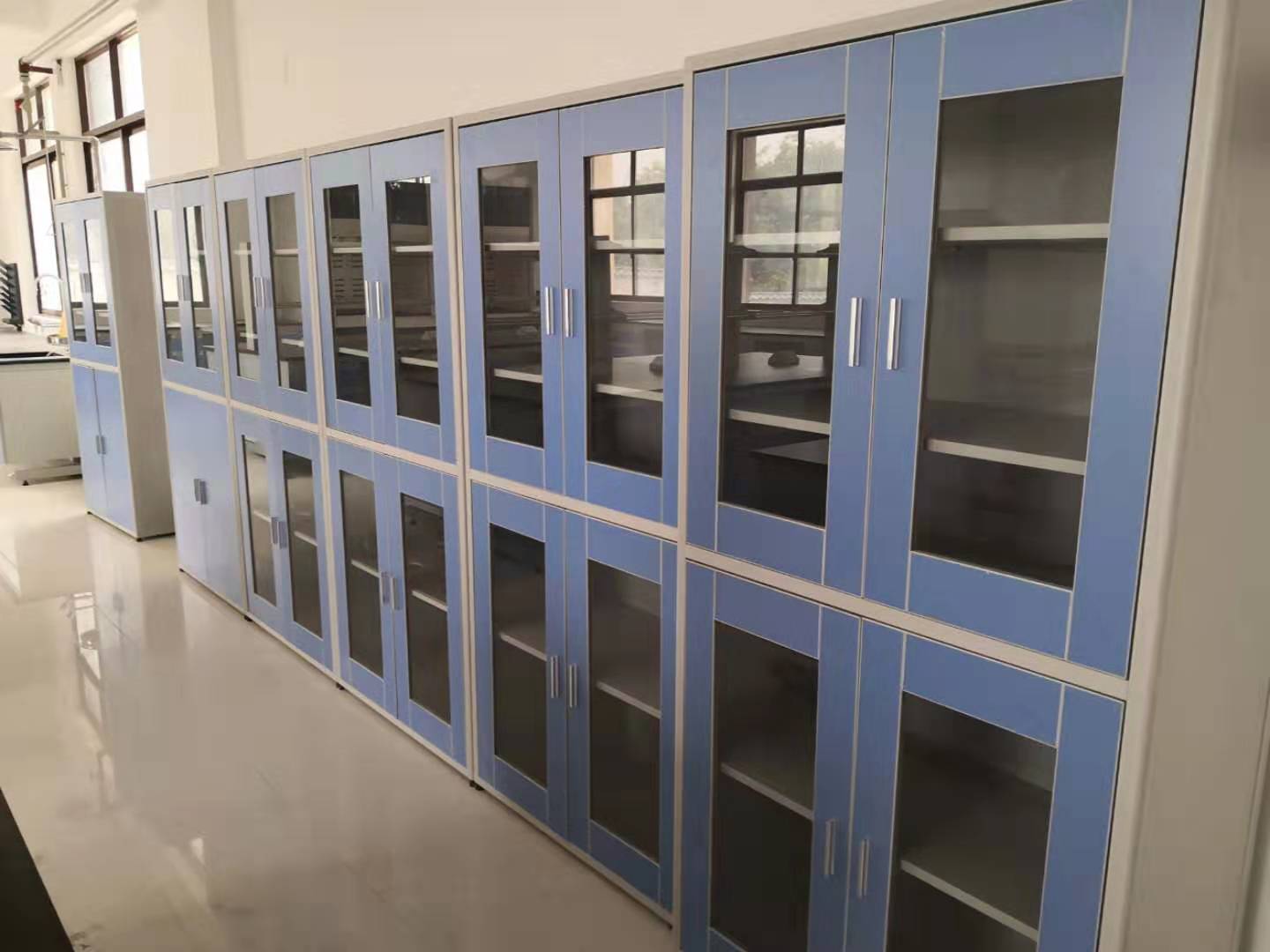 玉林实验台-玉林实验室家具-南宁鸿嘉厂家直销