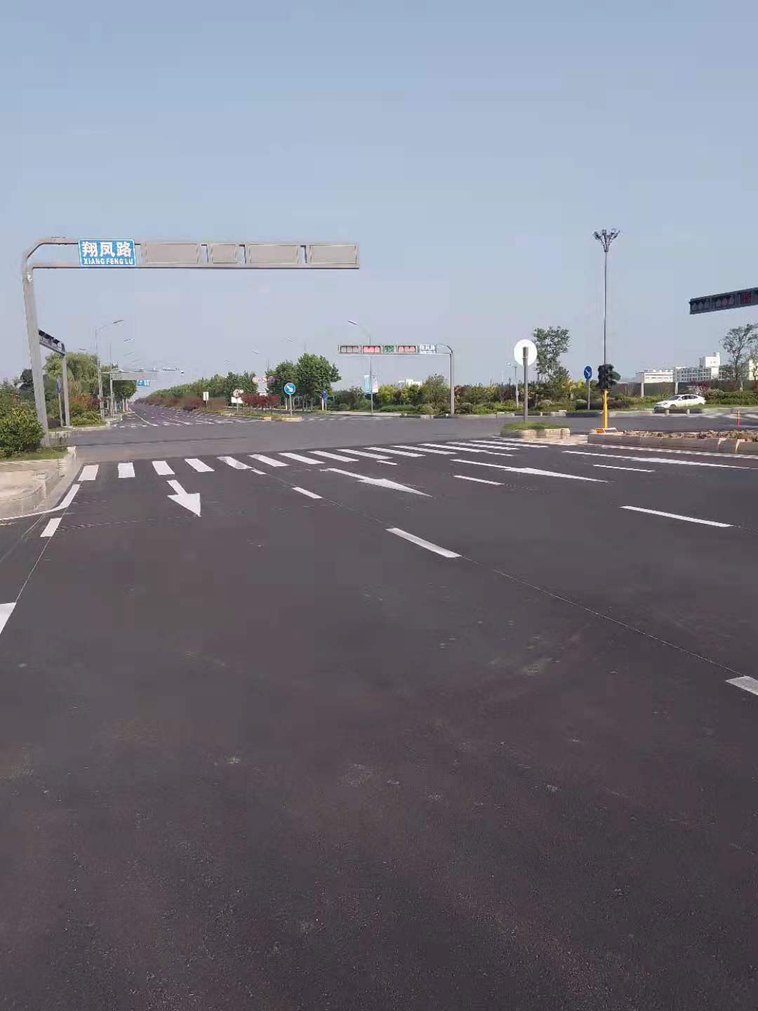 南京道路划线-地下停车场划线_南京达尊交通工程公司  南京厂区划线  南京停车场画线