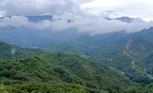 苏氏山水（山月园）从假山制作走向大地艺术  假山瀑布流水  塑石假山瀑布  园林景观假山制作