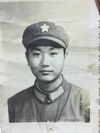定做烤瓷照片 定制烤磁遗相  相片怎么刻在墓碑上  照片怎么刻在墓碑上  墓碑上的照片