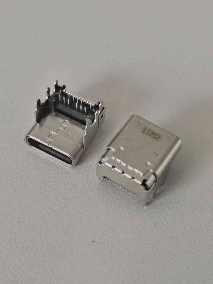 TYPE-C 24pin 板上双壳  前插后贴 垫高4.0